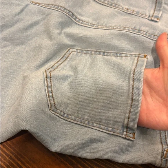 Women’s Francesca’s Harper Light Blue Skinny Jeans Size 25 - Picture 4 of 8